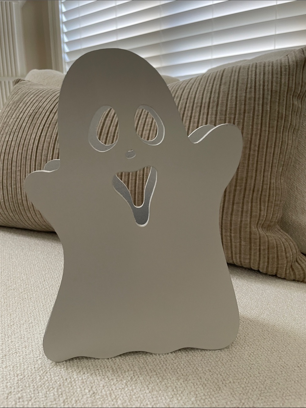 Cute White Ghost Décor Figurine